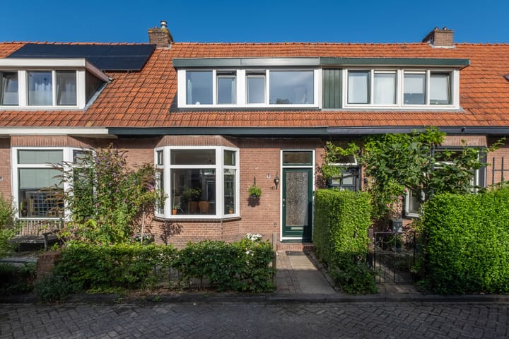 Jozef Israëlsstraat 16 in Leeuwarden Foto