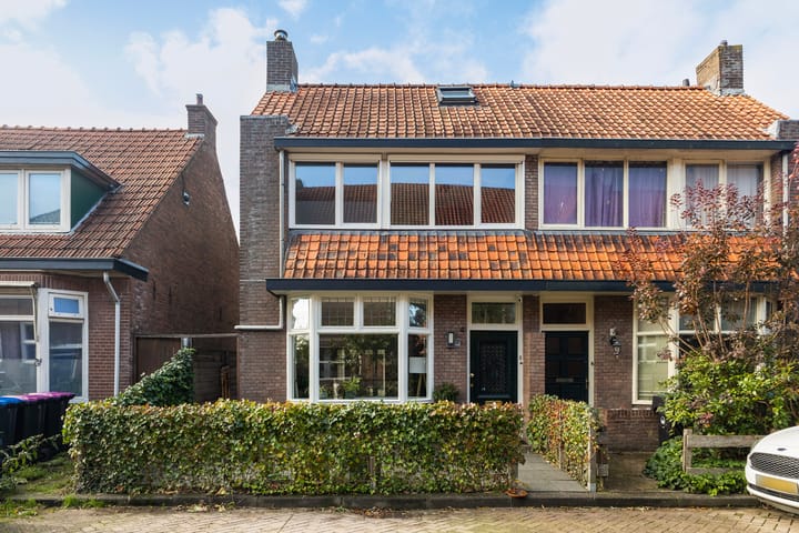Photo of property Jozef Israëlsstraat 4, Leeuwarden