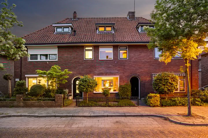 Jozef Israëlsstraat 43 in Hengelo Foto