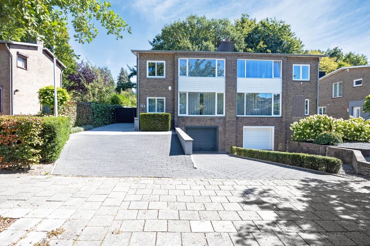 Photo of property Juliana-Bernhardlaan 19, Hoensbroek