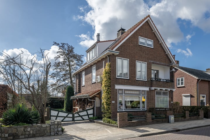 Photo of property Juliana van Stolberglaan 21, Middelharnis