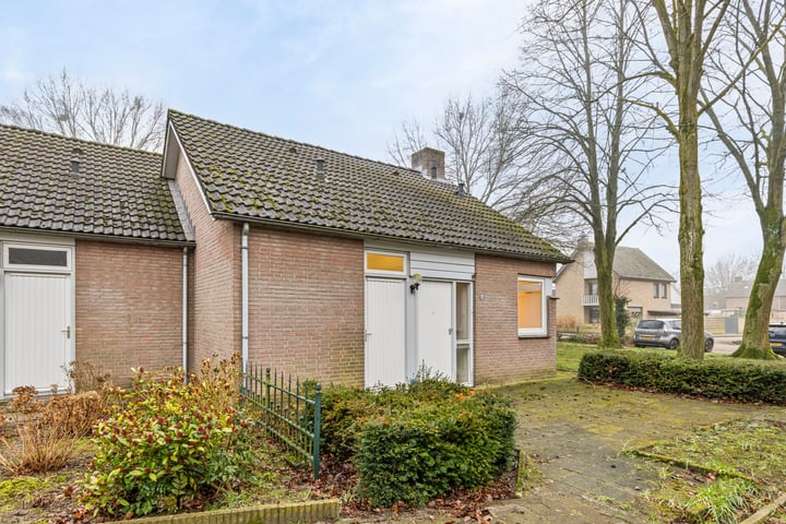 Julianahof 82 in Baarle-Nassau