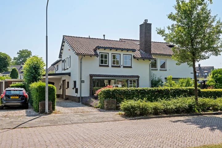 Julianalaan 24a in Tiel
