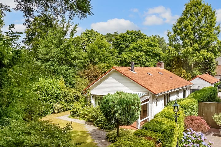 Julianalaan 265 in Bilthoven foto