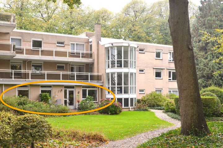 Julianalaan 4-0110 in Baarn