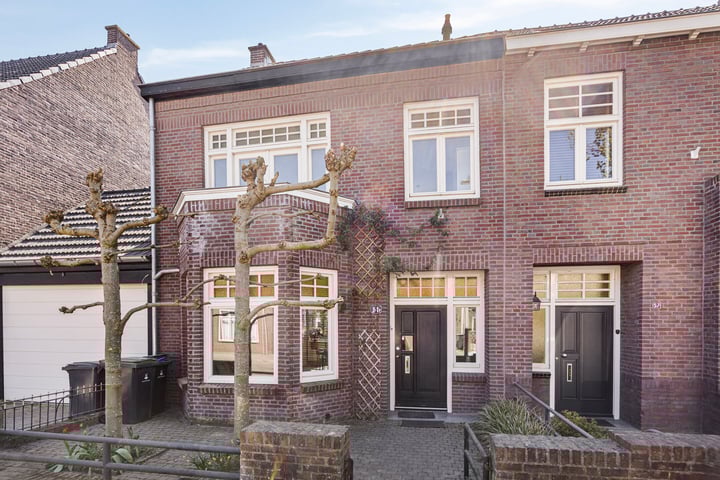 Photo of property Julianalaan 55, Roermond
