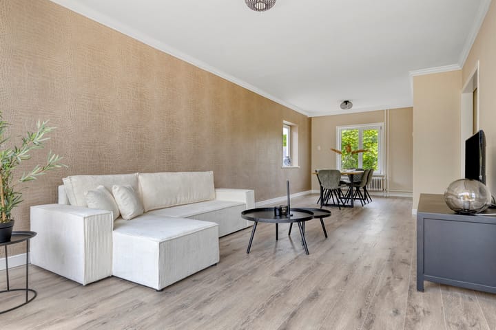 Photo of property Julianalaan 90, Oss