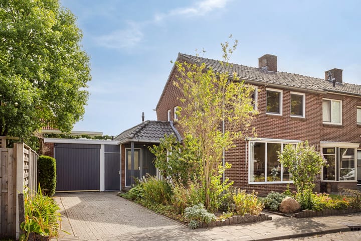 Julianaplein 12 in Denekamp
