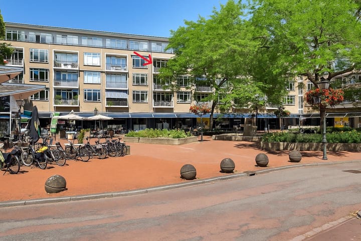 Julianaplein 64 in Bussum foto