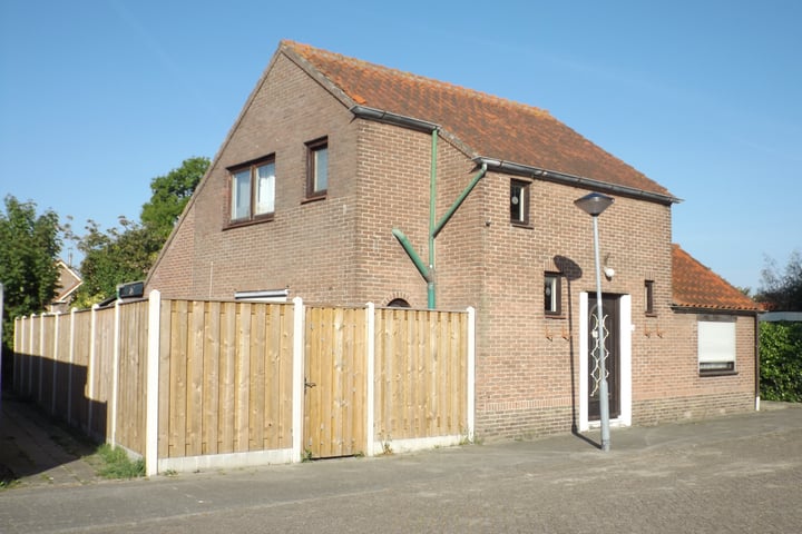 Photo of property Julianastraat 14, Scharendijke