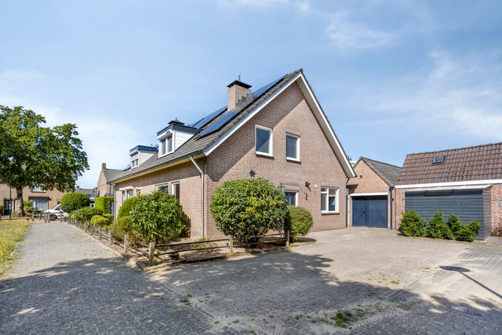 Julianastraat 26 in Heeswijk-Dinther