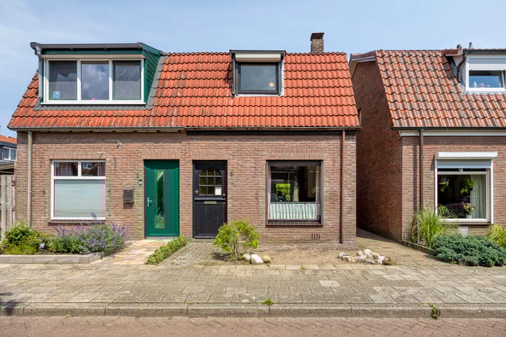 Julianastraat 3 in Overdinkel