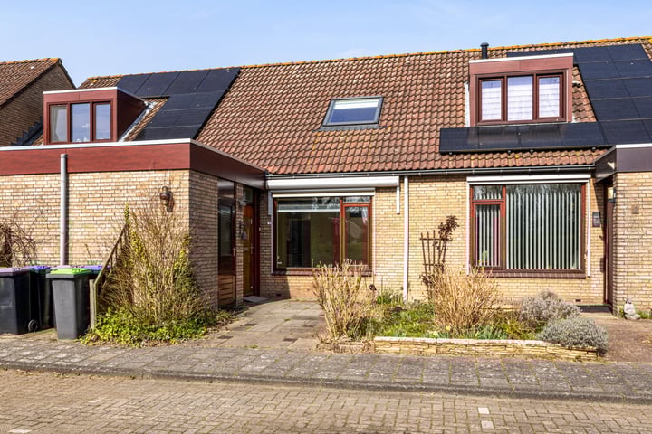 Julianastraat 4 in Zuidland
