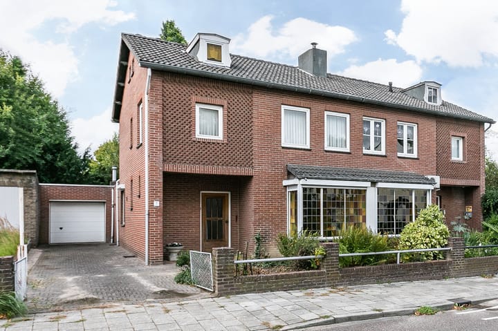 Julianastraat 4 in Hoensbroek