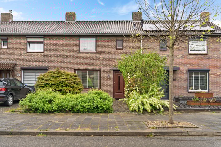 Julianastraat 43 in Hoensbroek