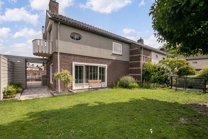 Photo of property Julianastraat 6, Huissen