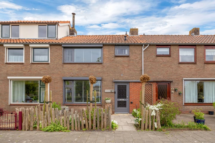 Julianastraat 61 in Zuidland