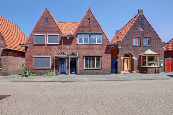 Julianastraat 92 in Dongen foto