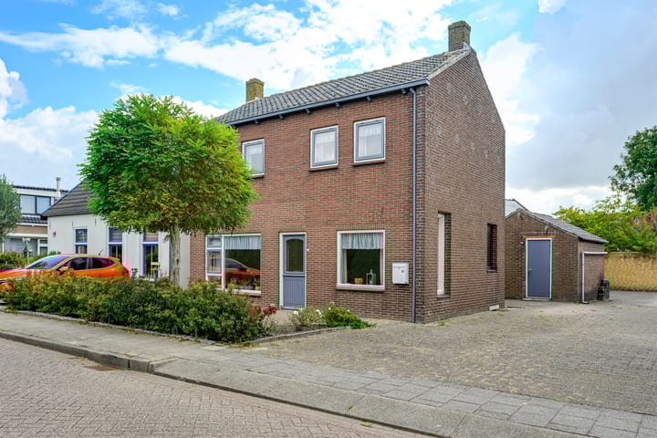 Photo of property Julianaweg 40, Melissant
