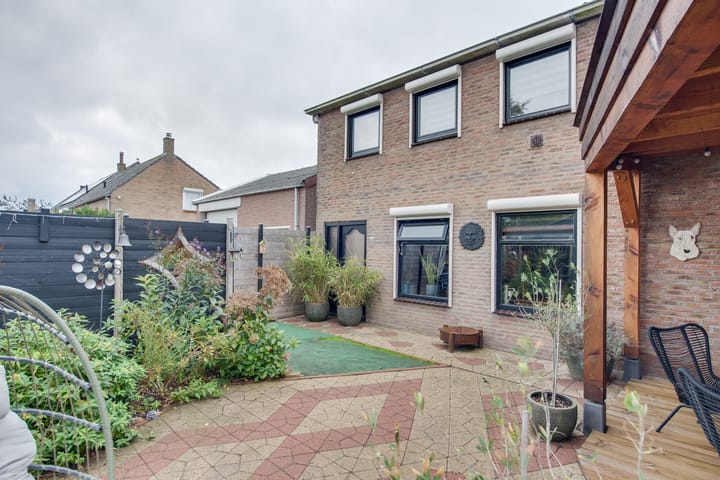 Photo of property Julianaweg 68, Melissant