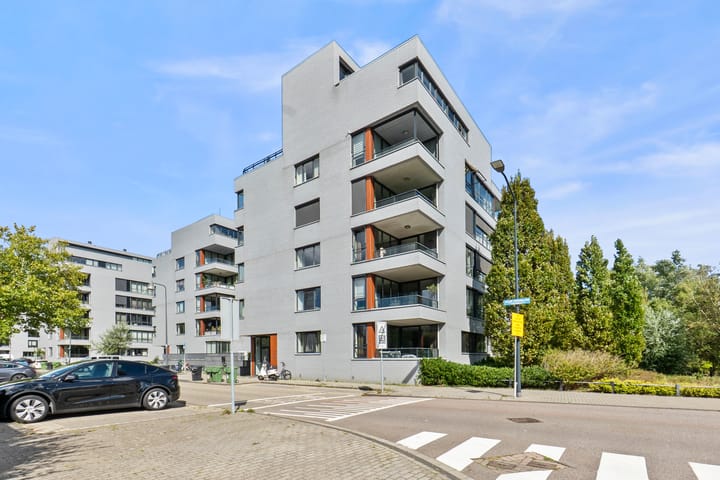 Julius Caesarlaan 212 in Leiden