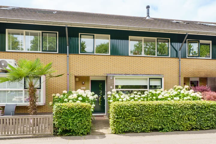 Junistraat 103 in Almere