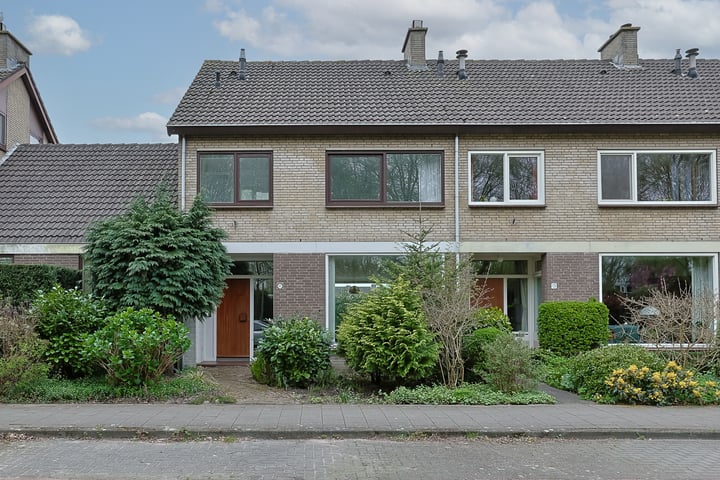 Junostraat 11 in Alphen aan den Rijn