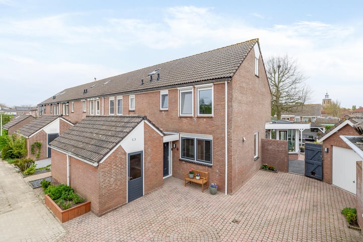 Jupiterhof 28 in Oude-Tonge