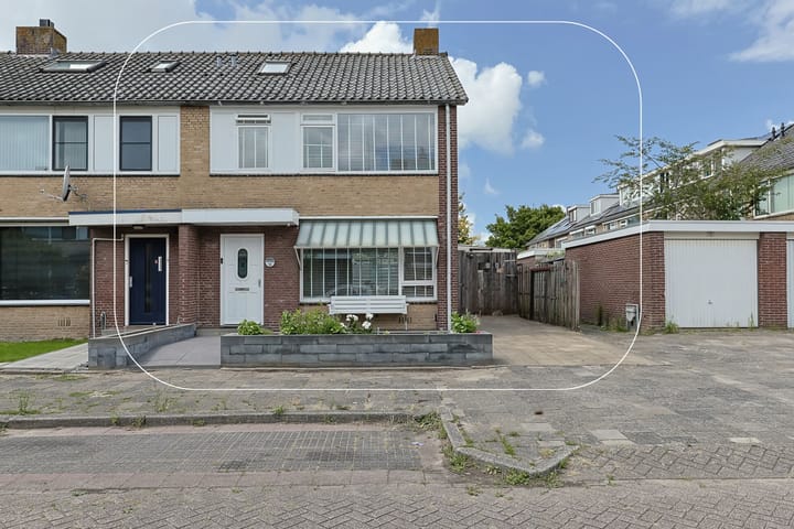 Jupiterstraat 12 in Alphen aan den Rijn photo