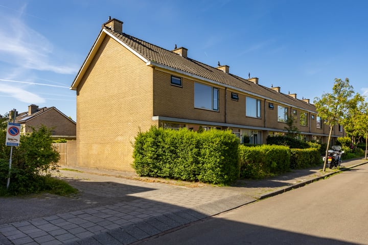 Jupiterstraat 2 in Groningen
