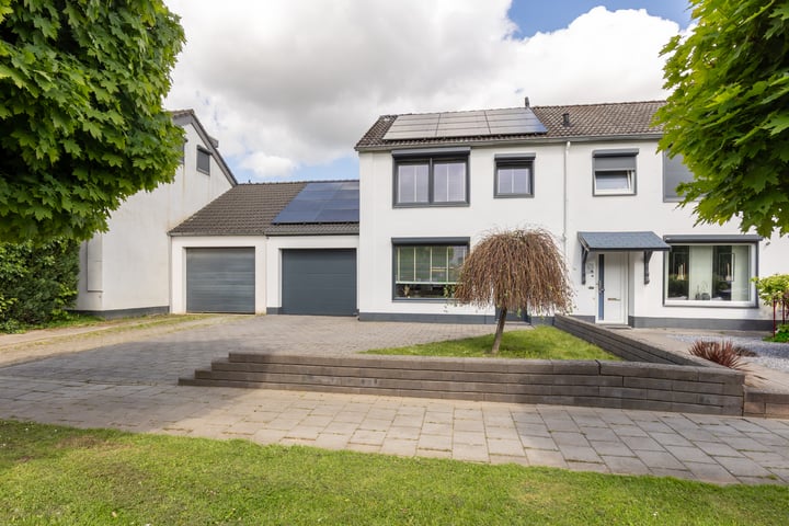 Photo of property Jupiterstraat 86, Brunssum