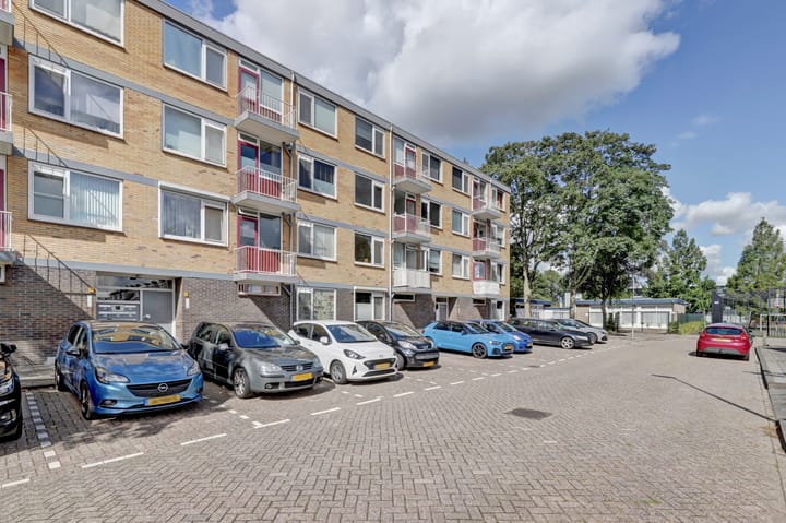 Justus van Effenlaan 86 in Waddinxveen