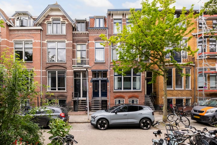 Justus van Effenstraat 15A in Utrecht