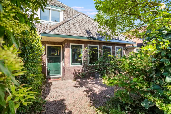 Foto von Haus K.P.C. de Bazelstraat 57, Bussum