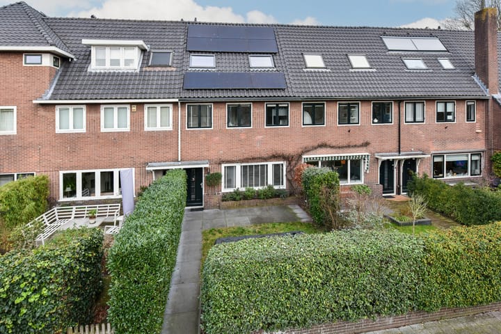 K.P.C. de Bazelstraat 67 in Bussum