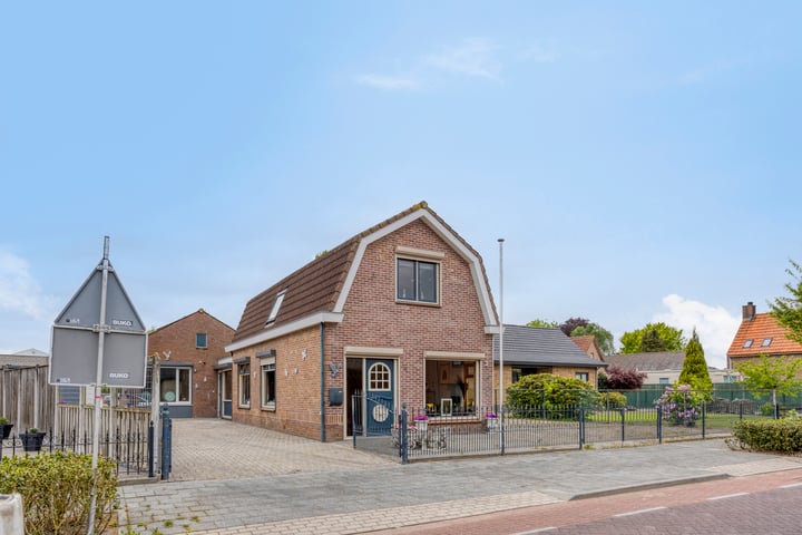 Kaaistraat 91 in St. Willebrord