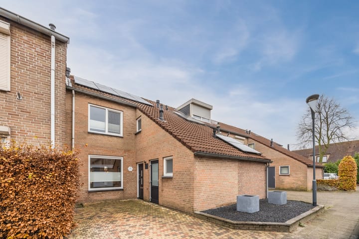 Photo of property Kaardebol 26, Sprang-Capelle