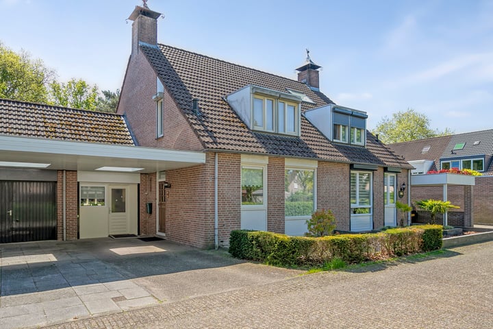 Kaarderhof 58 in Helmond