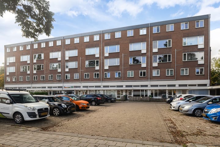 Kaatsland 92 in Sneek photo