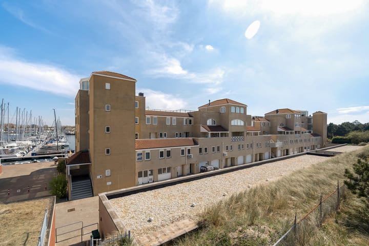 Photo of property Kabbelaarsbank 3-13, Ouddorp