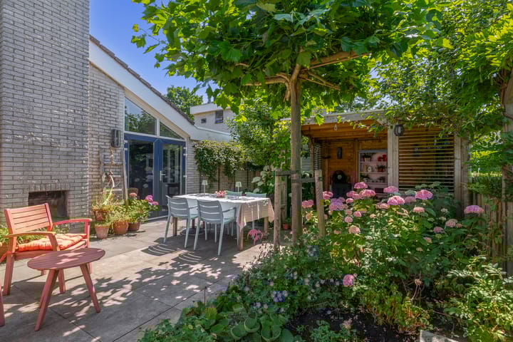 Photo of property Kadelaan 180, Zoetermeer