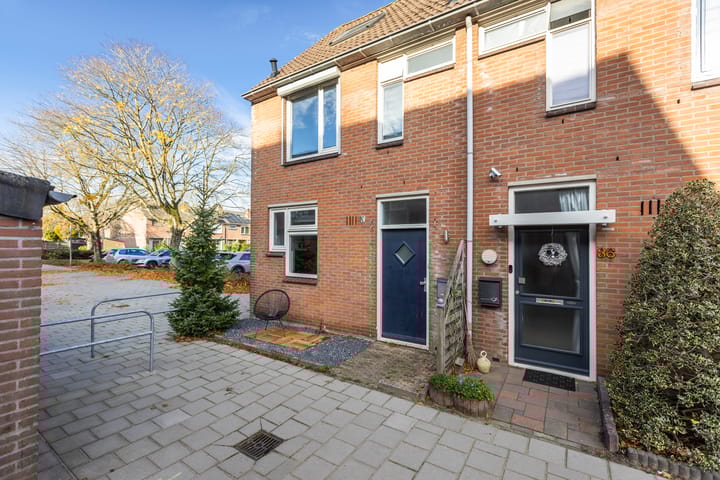 Photo of property Kalesland 34, Heinenoord