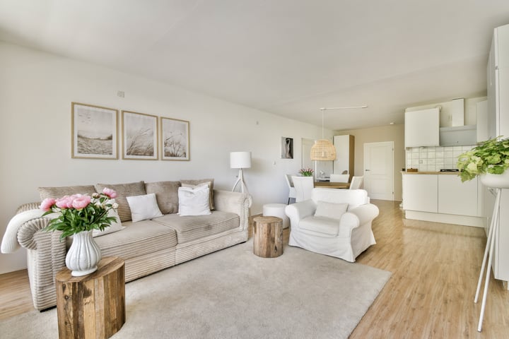 Photo of property Kalslagerring 335, Nieuw-Vennep