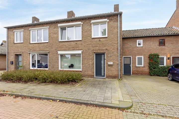 Kalverstraat 16 in Maasbracht