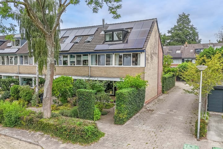 Kamerlingh Onnesstraat 17 in Nieuwerkerk aan den IJssel photo