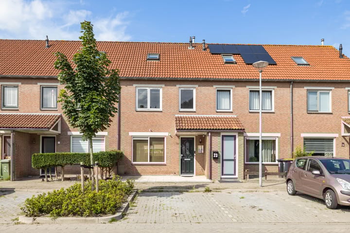 Kamille 22 in Zwaag