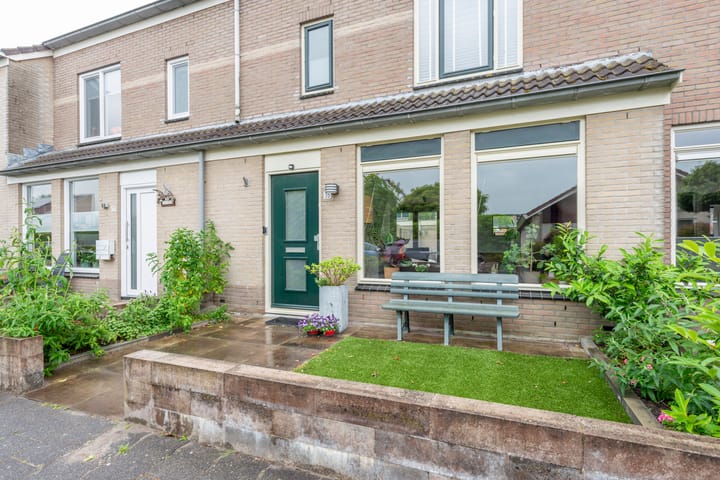 Photo of property Kamille 35, Eemnes