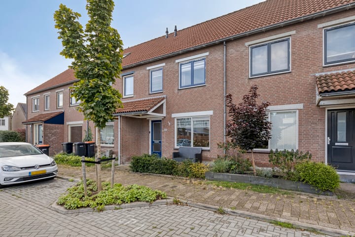 Photo of property Kamille 80, Zwaag