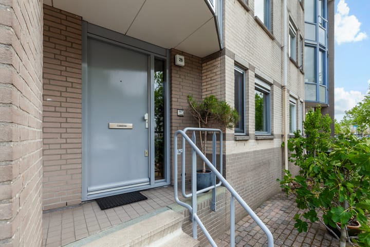 Photo of property Kamilleveld 29, Schiedam