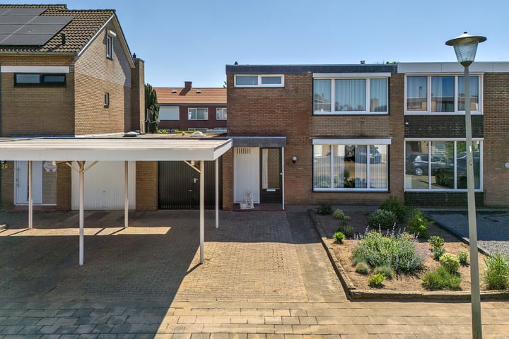 Kampstraat 26 in Lomm